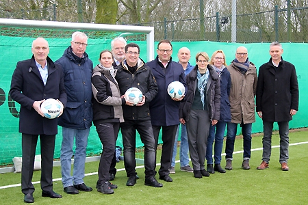 Spendenuebergabe SV Millingen 0320 Oben